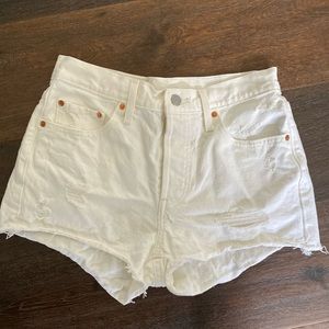 Levi’s 501 Shorts size 27